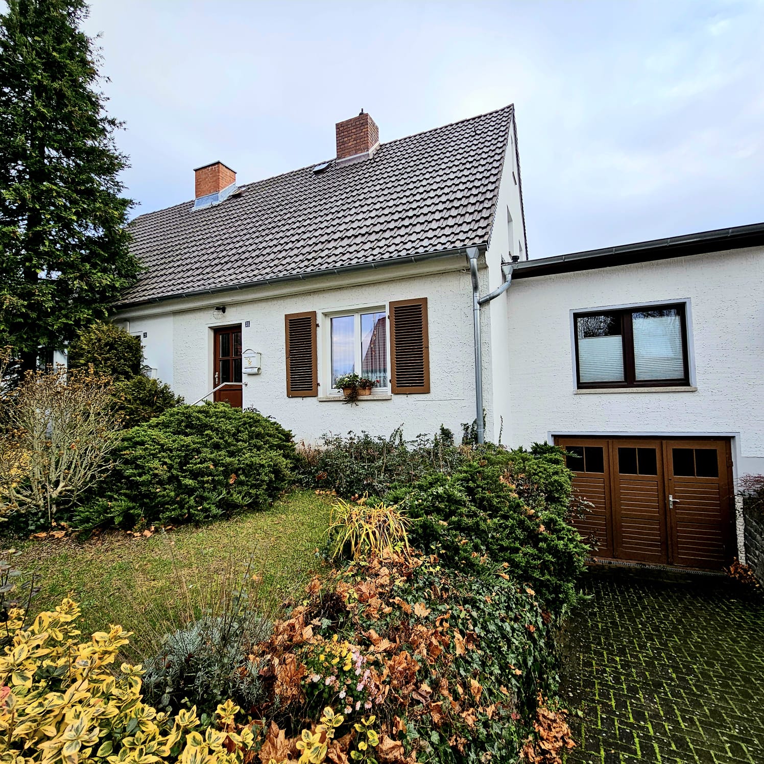 Read more about the article Einfamilienhaus (DHH) in Dessau Haideburg