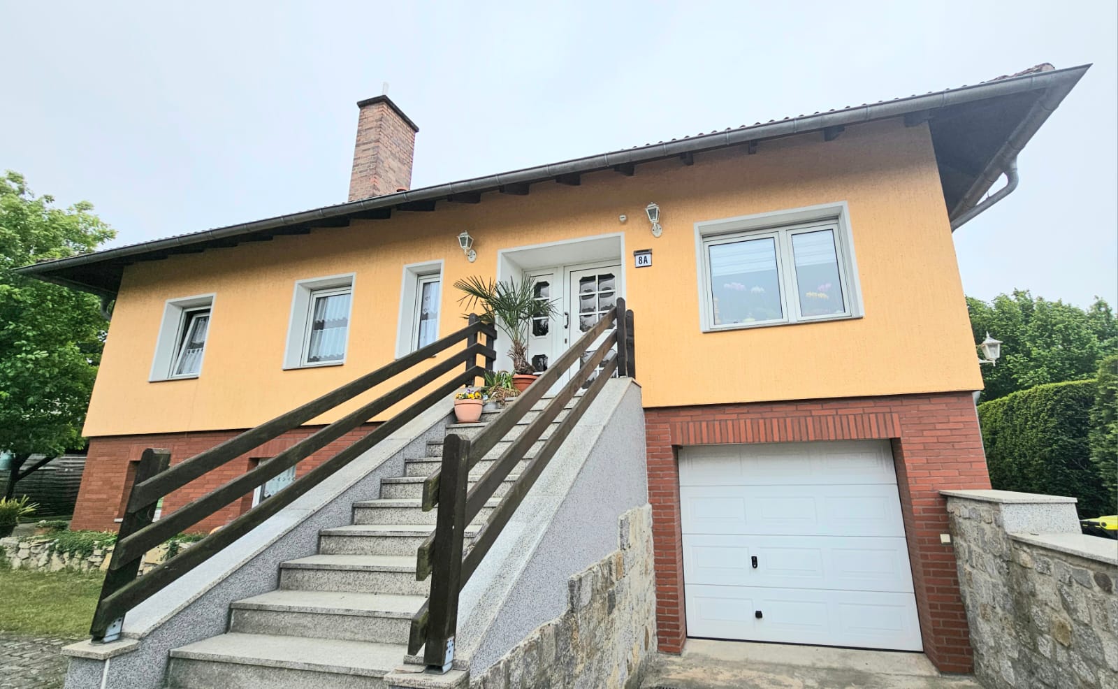 You are currently viewing Gepflegtes großes Einfamilienhaus mit Einliegerwohnung in Rüdersdorf bei Berlin!