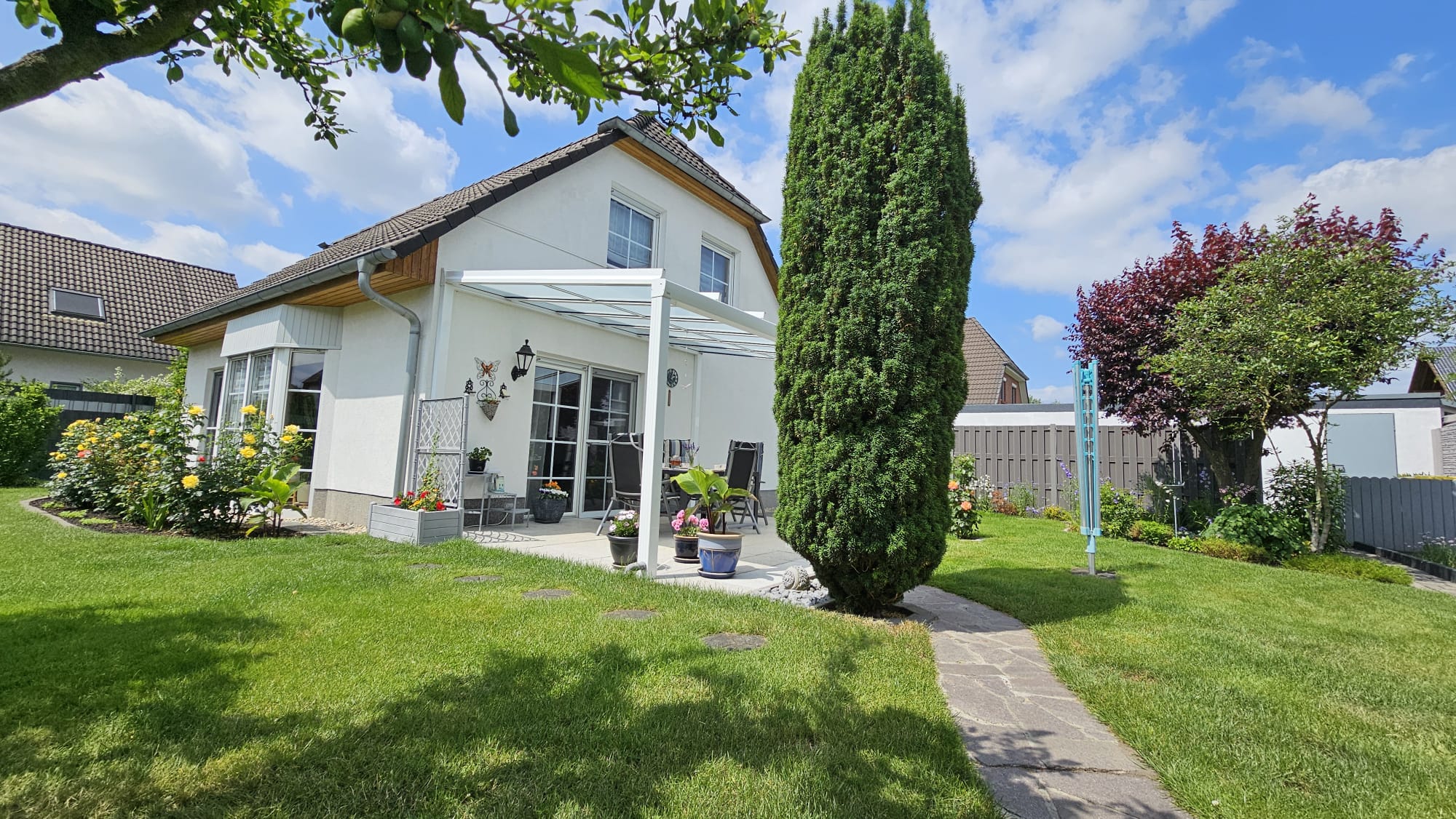 You are currently viewing Traumhaftes Einfamilienhaus in ruhiger Lage von Dessau – Roßlau OT Kochstedt (Waldsiedlung)!